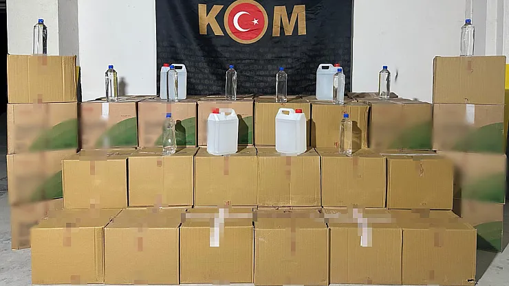 Polis Ekipleri Bin 500 Litre Kaçak Alkol Ele Geçirdi