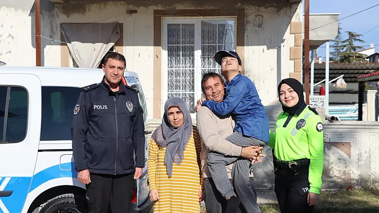 Polisten Kalpten Kalbe Uzanan Devriye