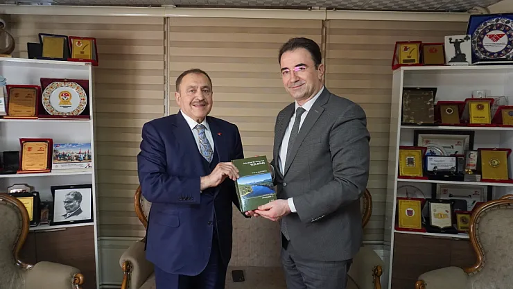 Prof. Dr. Eroğlu: Gençlerimizi Bilinçlendirelim