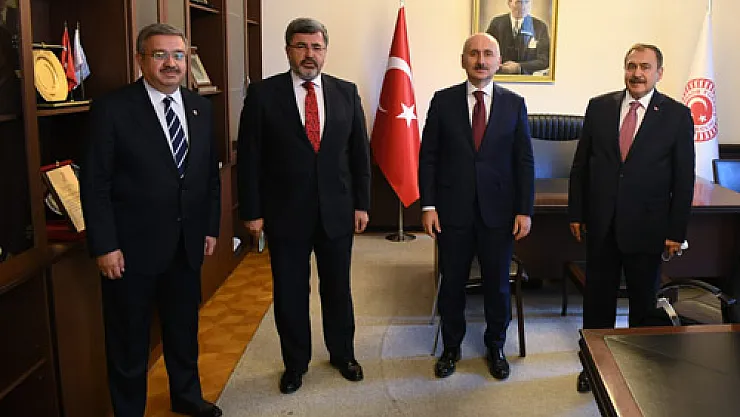 Projeler hakkında istişare ettiler