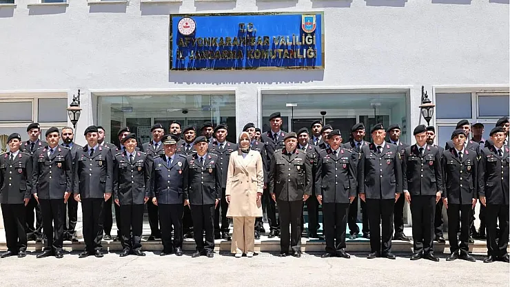 Protokol Jandarma Teşkilatı İle Bayramlaştı