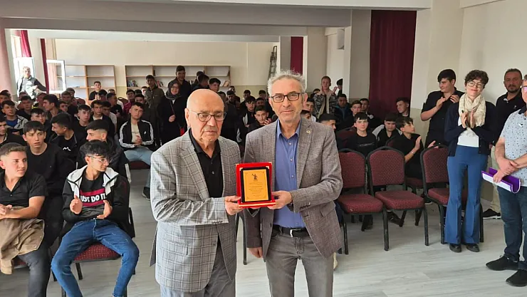 Rekortmen İşadamı Tecrübelerini Anlattı