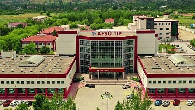 Rektör Aslan Ve Dr. Rakip Gazze'yi Anlatacak