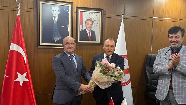 Rektör Karakaş, Görevi Devretti