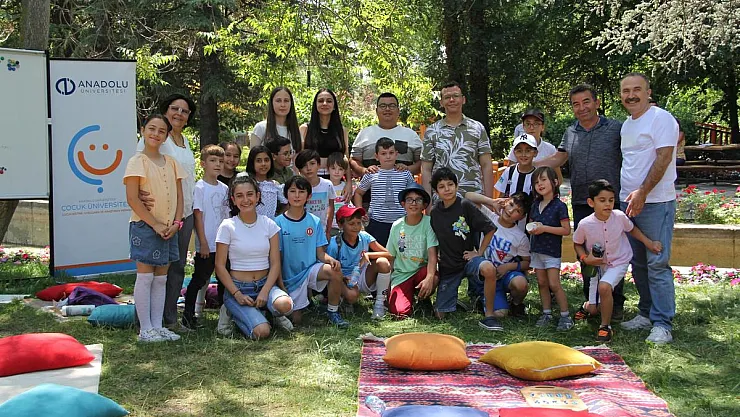 Romanya'da düzenlenecek olan geleneksel akıl oyunları turnuvası için hazırlanıyorlar