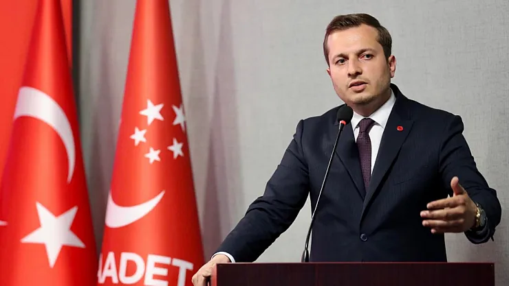 Saadet Partili Karataş: Atatürk Ve Şehitlerimizi Rahmetle Anıyorum