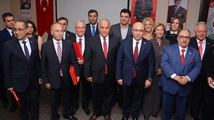 Saffet Acar’a büyük onur – Kocatepe Gazetesi