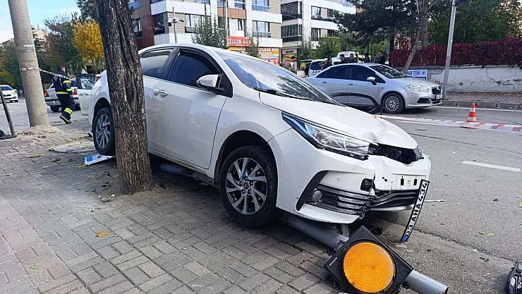 Sağlık Çalışanı, Yaralılara Müdahale Yerine Gazeteciyi Engellemeye Çalıştı