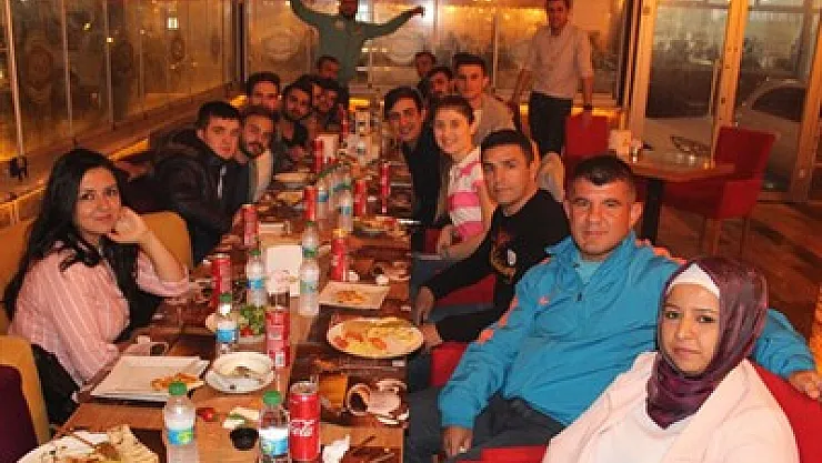 Şampiyon Serban İftar'da buluştu – Kocatepe Gazetesi