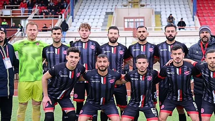 Sandıklıspor'da Yaprak Dökümü