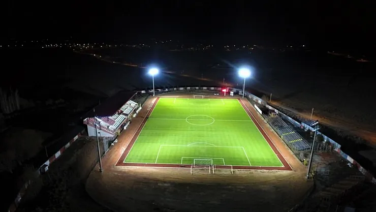 Sandıklıspor, Takımı Yeniledi!