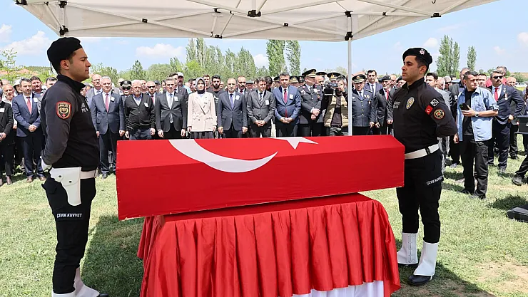 Şehit Polis Turan'ın Cenazesine Afyon Ve Isparta Valileri Katıldı