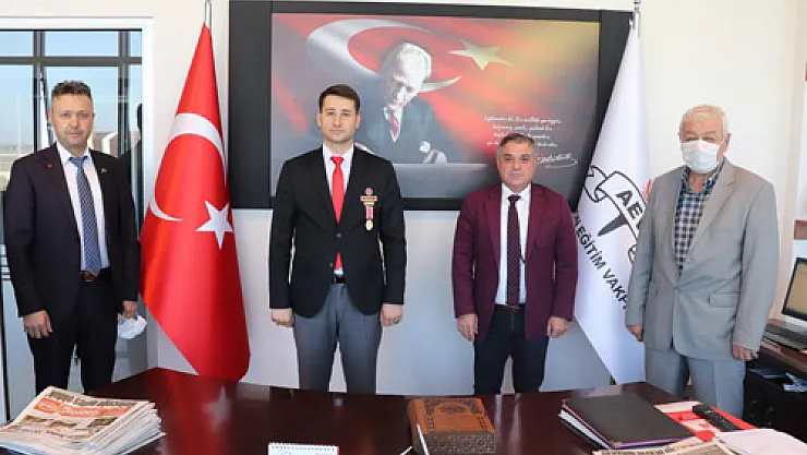 'Şehit ve gazilerimizin çocukları hepimize emanet'