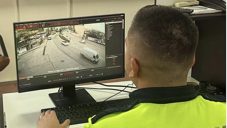 Seyir Halinde Telefon Kullanırken KGYS'ye Yakalandılar