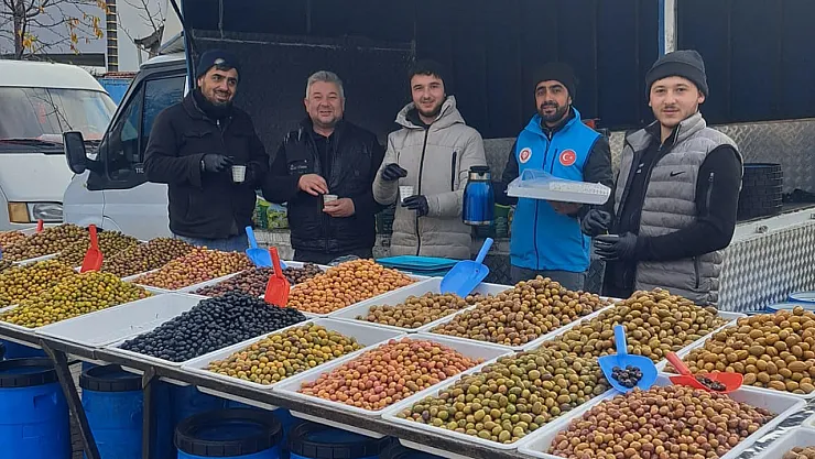 Siftah müşteriden, çaylar Diyanet'ten