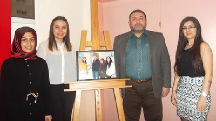 'Şiir ölürse millet de ölür'