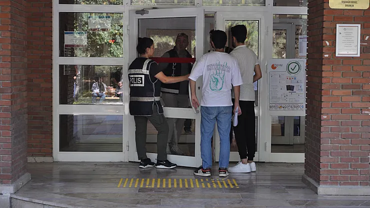 Sınavı Son Anda Kaçıran Adaylar Büyük Üzüntü Yaşadı