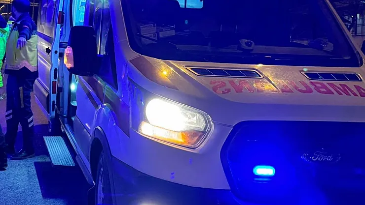 Sırtında Bıçaklanan Şahıs Ağır Yaralandı