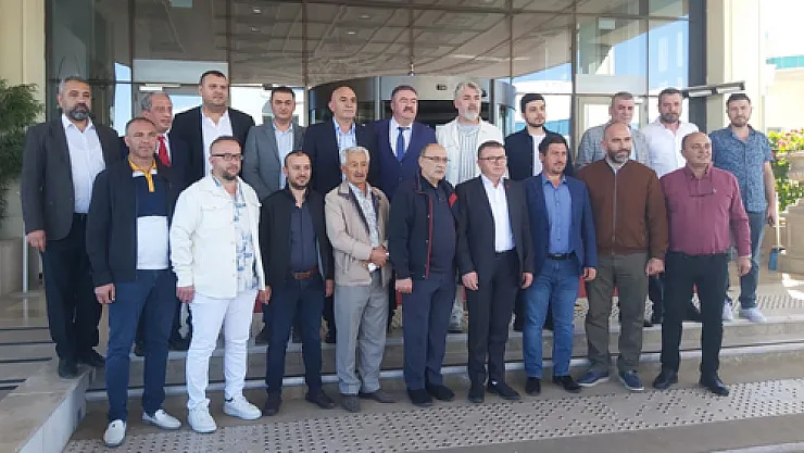 'Siyasi baskıya gerek yok, Afyonlu kime oy vereceğini iyi bilir'