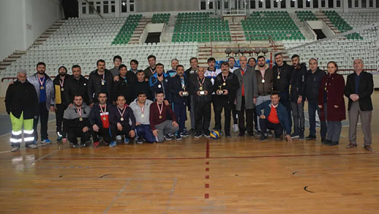 Spor Salonu birinci oldu
