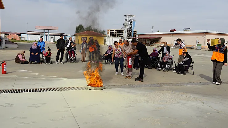 Şuhut'da 100 Engelli Birey Afet Eğitimi Aldı