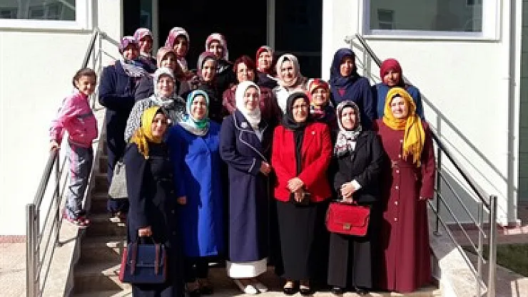 Şuhut'ta Emine Erdoğan Kültür Merkezi yapıldı