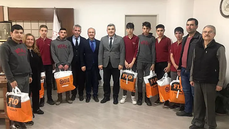 Sünnetci: Depremzedeler için üretim örnek çalışmadır