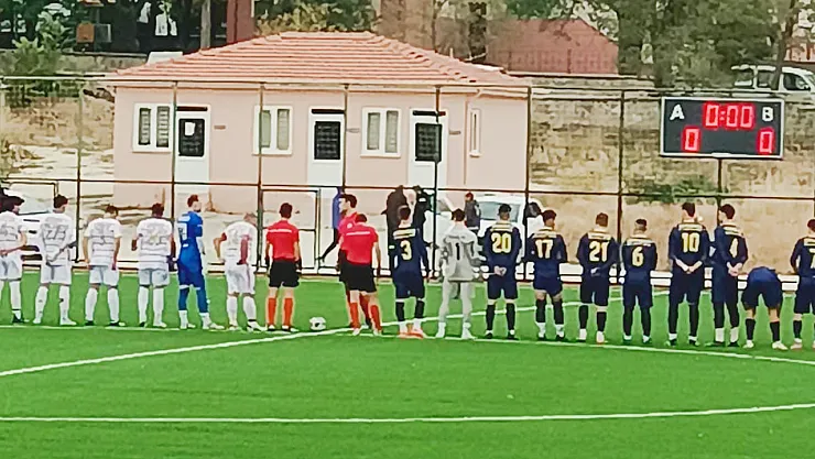 Süper Amatör Lig'de Skandal: Sahada Bıçaklı Futbolcu Krizi