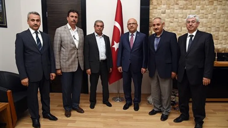 Taçlıdere, darbe girişimine tepki gösterdi