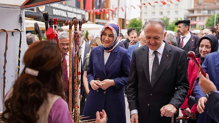 Tarihi Ayak İzlerini Taşıyan Sanatlar Afyon'da Can Buldu