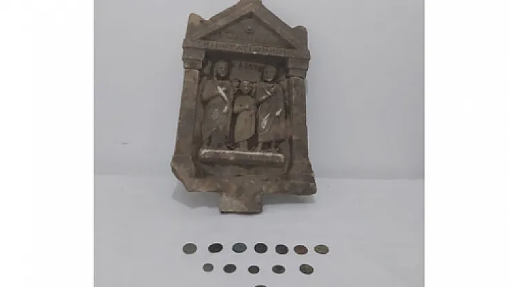 Tarihi eser  kaçakçıları yakalandı
