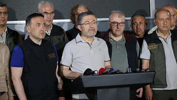Tarım Ve Orman Bakanı Yumaklı: 'Bugün Türkiye'de Başlayan 3 Yangınımız Var'