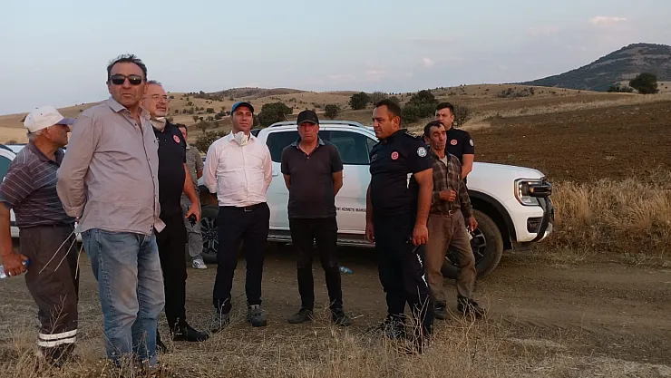 Tarla Ve Ormandan Oluşan 2 Bin Dekarlık Alanın Kül Olduğu Yangın Kontrol Altına Alındı