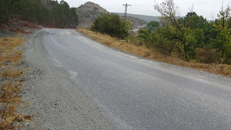 Taş Ocağı Tozu Ve Asfaltsız Yola Vatandaşlardan Tepki