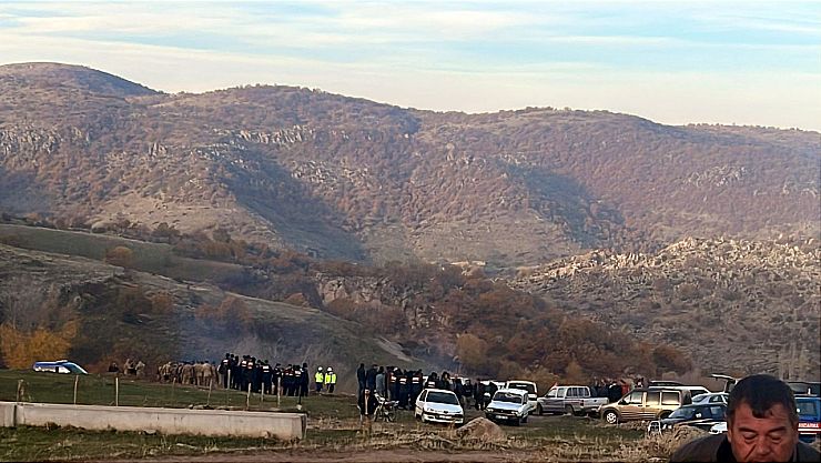 Taşoluk Halkından Şafakta Maden Eylemi