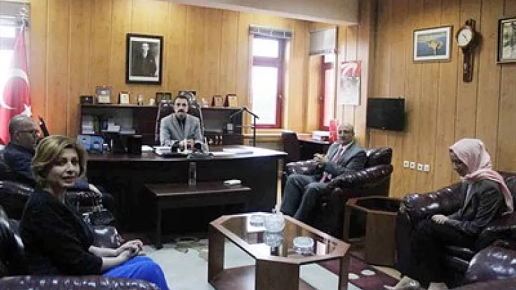 Tayini çıkan hukukçular ziyaret edildi