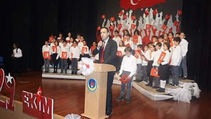 TED Koleji'nde Cumhuriyet Bayramı kutlandı