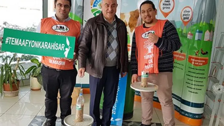 TEMA kuşlar için yem ve yemlik dağıttı