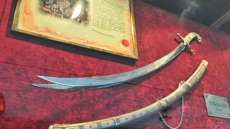 Timur'un Atatürk'e Hediyesi