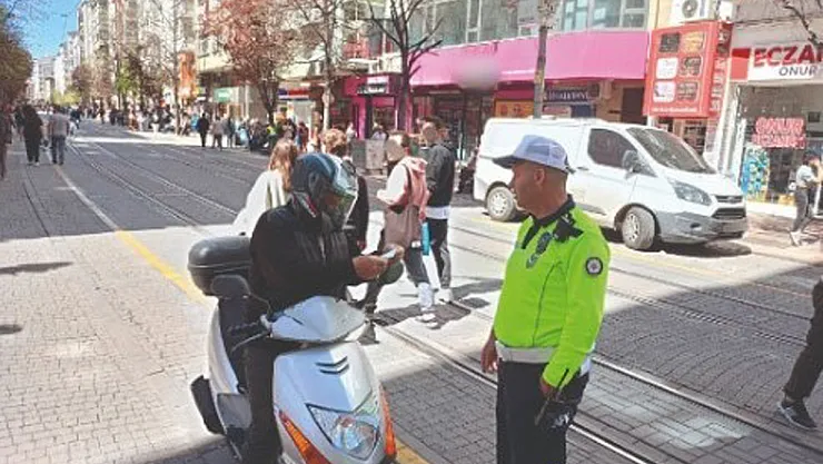 Trafiğe Kapalı Bölgelere Giren Motosiklet Ve Motorlu Bisiklet Sürücülerine Ceza Kesildi