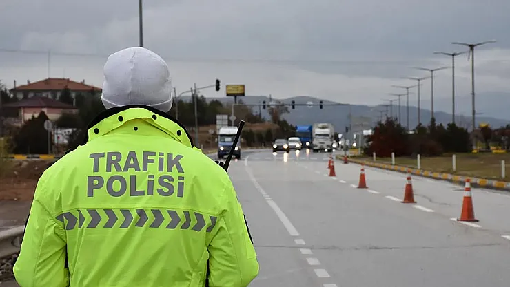 Trafik Cezalarının Arttırılması Yasa Teklifi Meclis Adalet Komisyonu'nda Kabul Edildi