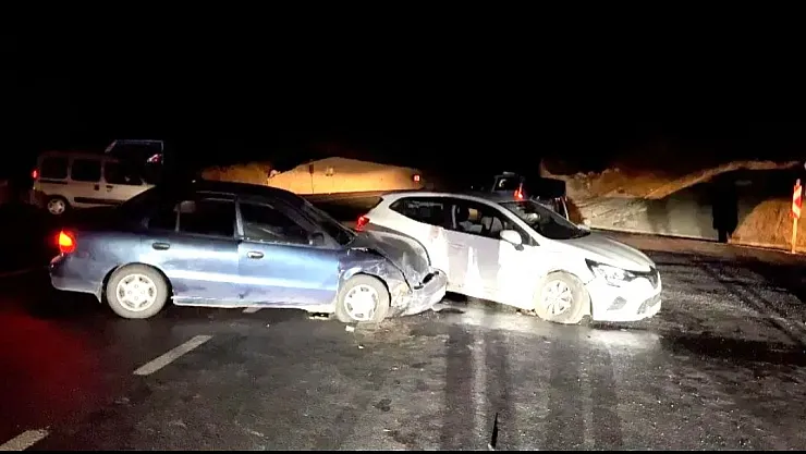 Trafik Kazası: 5 Yaralı