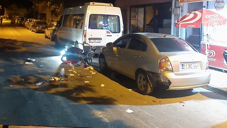 Trafik Kazasında 2'si Ağır 3 Kişi Yaralandı