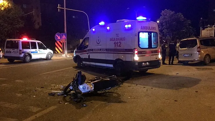 Trafik kazasında ağır yaralanan 18 yaşındaki genç hayatını kaybetti