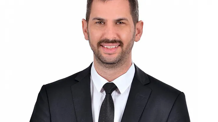 'Tüm Sağlık Çalışanlarının Tıp Bayramı Kutlu Olsun'