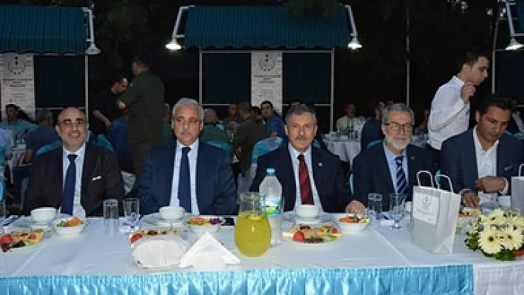 TÜMSİAD iftarına Afyon da katıldı