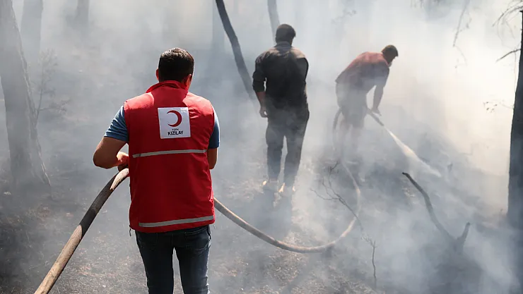 Türk Kızılay'dan Orman Yangını Olan Bölgelere Yardım