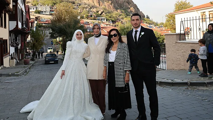 Türk Sinemasının Sultanı Afyonkarahisar'ı Gezdi