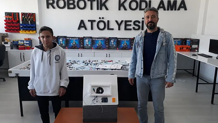Türkiye'de ilk 9'a giren proje arasında Çay'lı öğrenci yer aldı