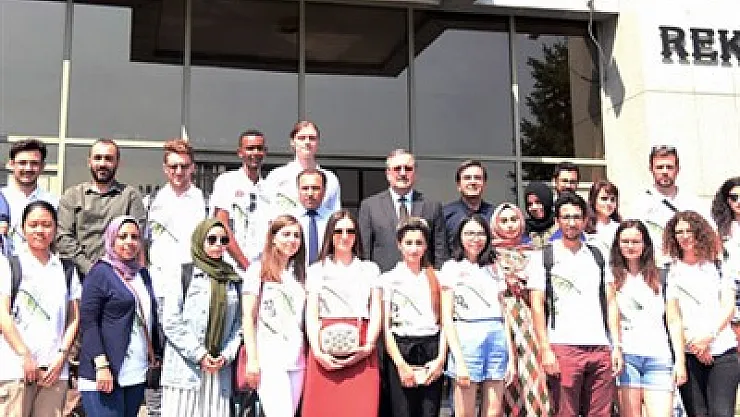 'Türkiye'nin bütün imkanları misafir öğrencilere açık'